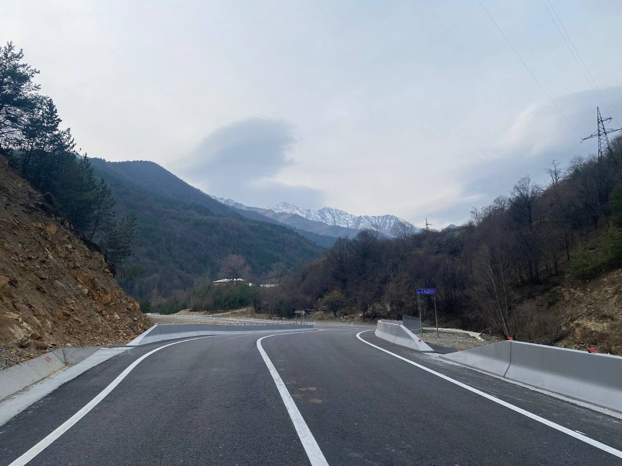 5,2 млрд рублей было направлено на развитие дорожной инфраструктуры Северной Осетии в 2025 году 5,2 млрд рублей было направлено на развитие дорожной инфраструктуры Северной Осетии в 2025 году