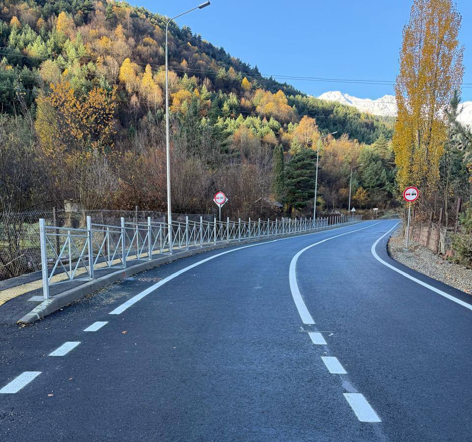 5,2 млрд рублей было направлено на развитие дорожной инфраструктуры Северной Осетии в 2025 году 5,2 млрд рублей было направлено на развитие дорожной инфраструктуры Северной Осетии в 2025 году