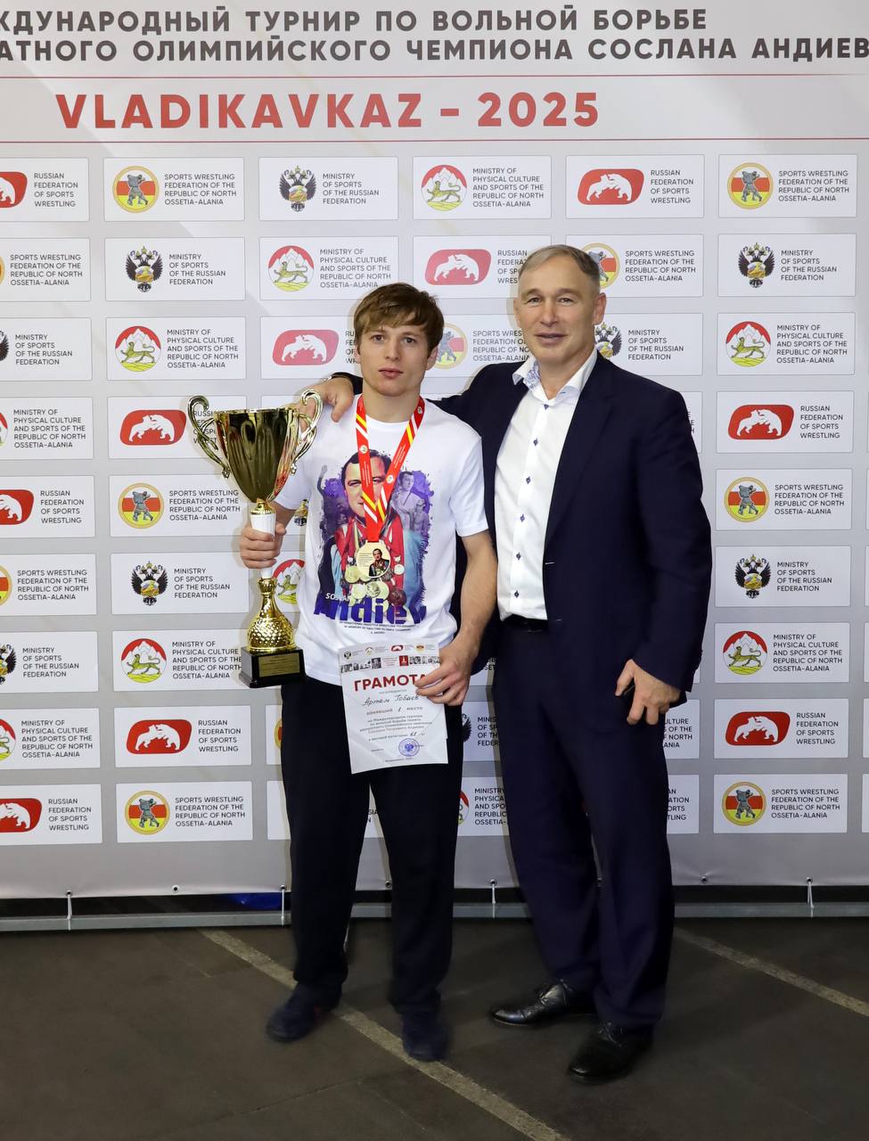 Артем Гобаев - победитель МТ памяти Сослана Андиева Артем Гобаев - победитель МТ памяти Сослана Андиева