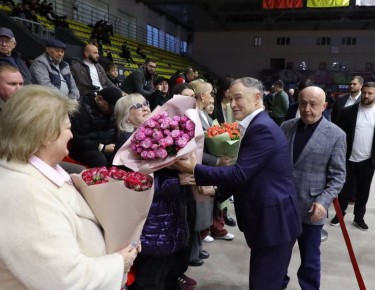 ФОТО! Торжественная церемония открытия международного турнира по вольной борьбе памяти двукратного олимпийского чемпиона Сослана Андиева