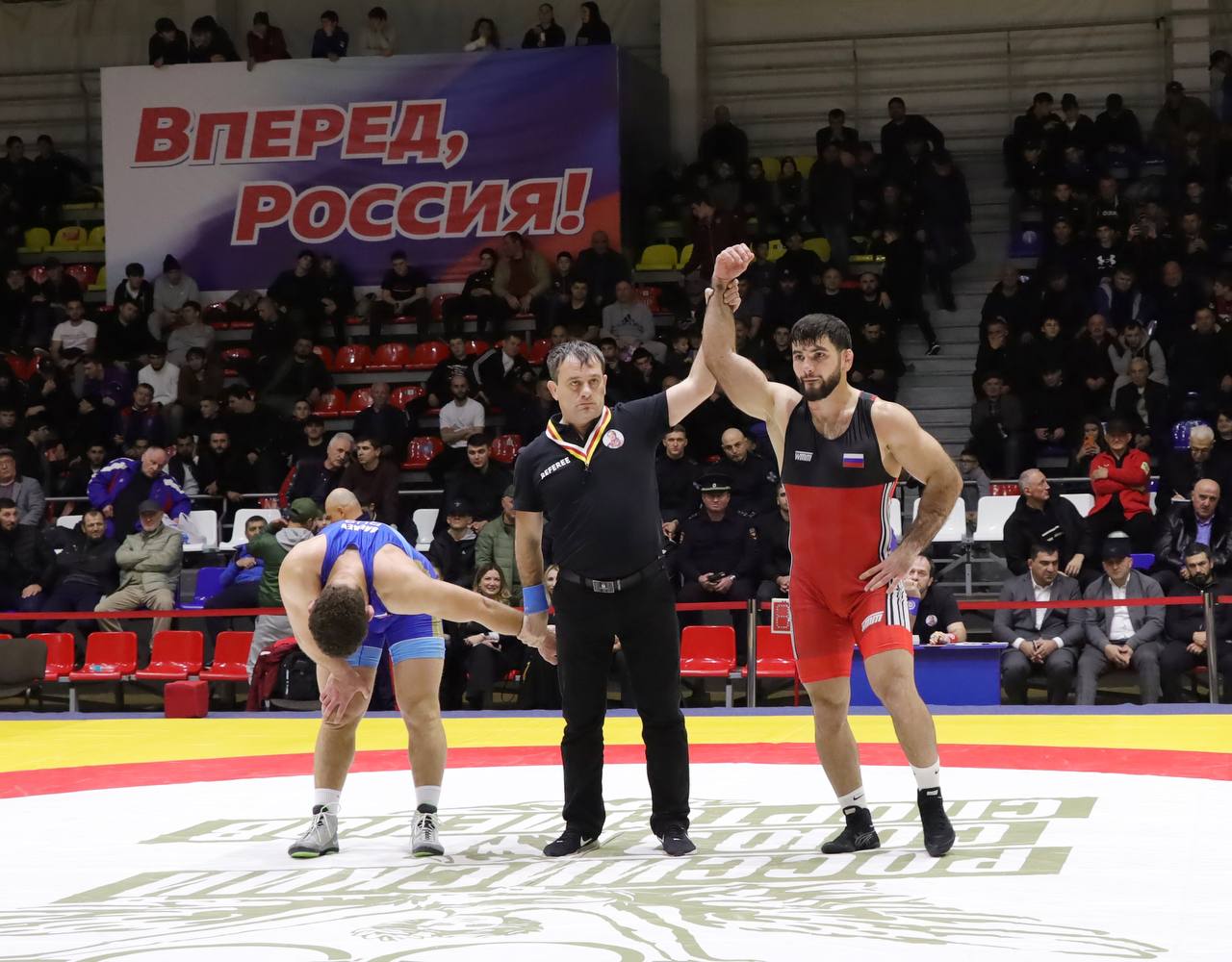 Артур Найфонов - победитель МТ по вольной борьбе памяти Сослана Андиева, Арслан Багаев - серебряный призер Артур Найфонов - победитель МТ по вольной борьбе памяти Сослана Андиева, Арслан Багаев - серебряный призер