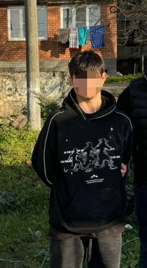 В Северной Осетии сотрудники УКОН МВД по РСО – Алания пресекли сбыт крупной партии синтетических наркотиков во Владикавказе