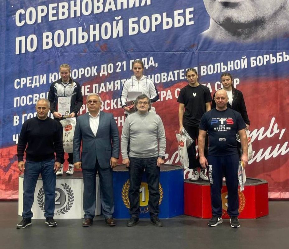 Шесть медалей завоевали представительницы РСО-Алания на всероссийском турнире по вольной борьбе среди юниорок до 21 года, прошедшем в память о Юрии Семёновиче Чернове, мастере спорта СССР и основателе вольной борьбы в городе...