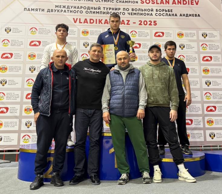 Первенство РСО-Алания по вольной борьбе среди юниоров до 21 года Первенство РСО-Алания по вольной борьбе среди юниоров до 21 года