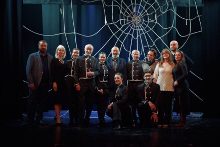 В Театре юного зрителя «Саби» показали премьеру спектакля «Шинель» по мотивам повести Николая Гоголя