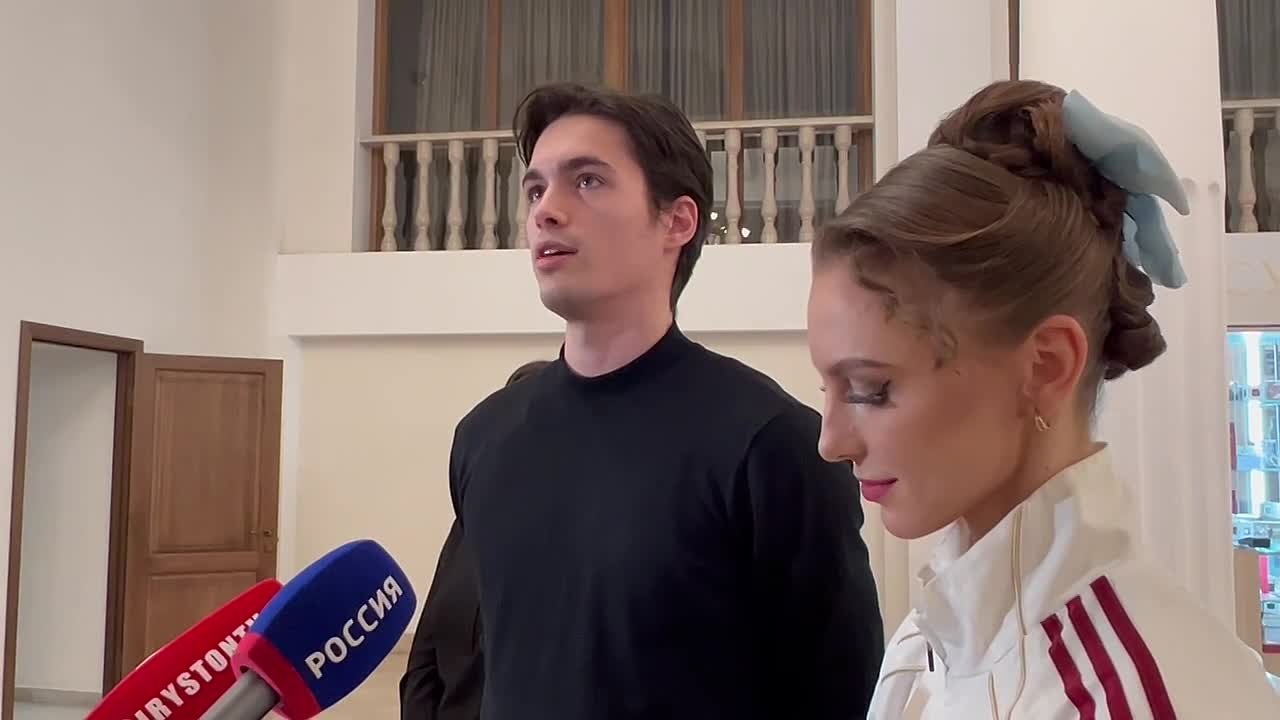 Спильчевский о гастролях в Осетии: «Очень нравится зритель, театр – здесь своя особая атмосфера. Театр не очень большой, но от этого есть определенное ощущение уюта»