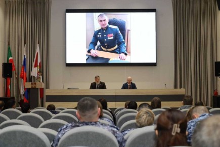 Глава ОНКЦ "Иристон" в Республике Татарстан, депутат Валерий Цомаев и адвокат Владимир Коцубей приняли участие в мероприятии ко дню Героев Отечества в Управлении Росгвардии по Татарстану