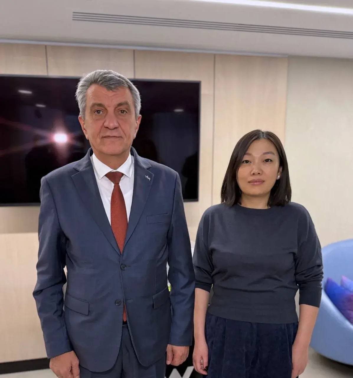 Глава РСО – Алания Сергей Меняйло встретился с главой РВБ, основателем крупнейшего в России маркетплейса Wildberries Татьяной Ким