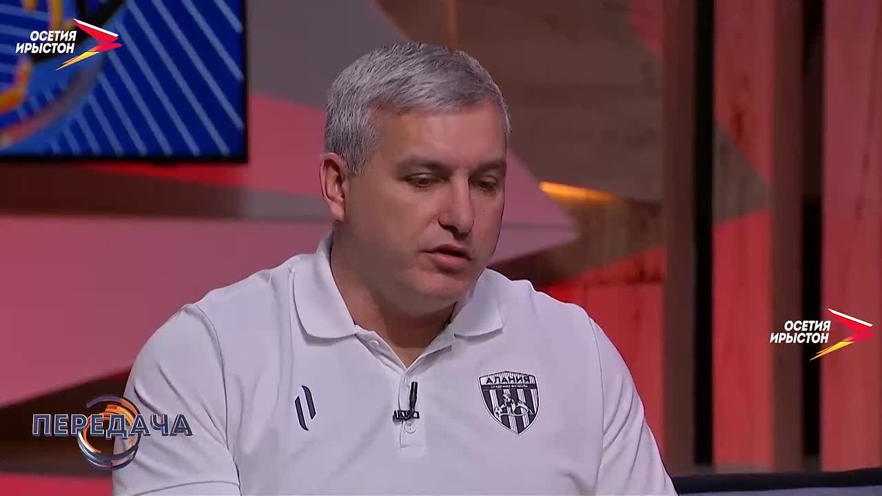 Совсем скоро в Академии футбола «Алания» будет заменено покрытие поля, старое износилось и пришло в негодность, так же оборудована уличная площадка