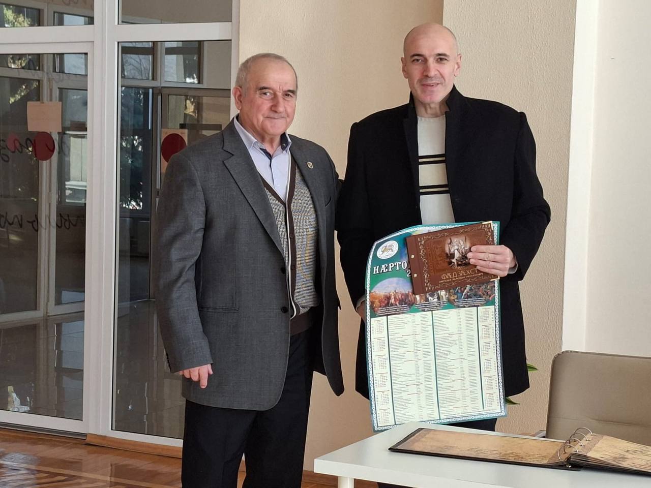 В Национальной Научной библиотеке состоялась встреча представителей фамильных советов Осетии В Национальной Научной библиотеке состоялась встреча представителей фамильных советов Осетии