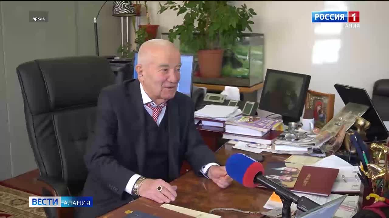 «Его всегда отличала особая забота о молодежи»: памяти президента СОГУ Ахурбека Магометова