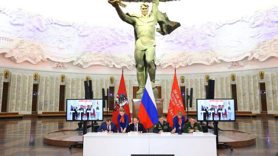 ��������� ������� �������� �����, ����������� ������ ���������� ��������� ������ �������� � ������ �������, ����������� ���� ������ ���������, � ����� ������ � ������