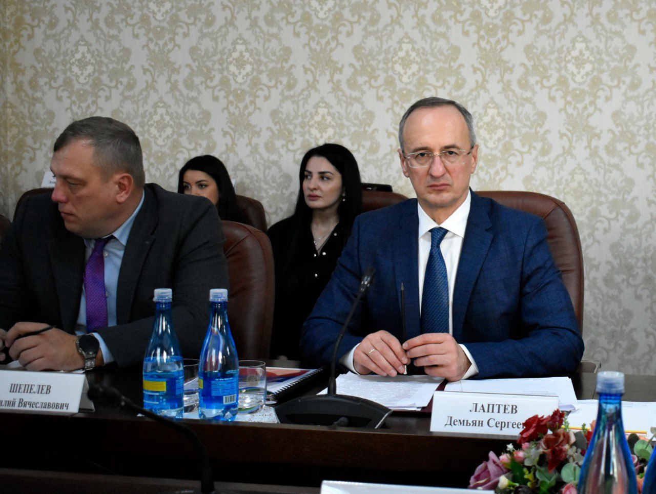 МВД Северной и Южной Осетии подвели итоги работы двустороннего комитета и определили стратегические направления взаимодействия на 2026 год МВД Северной и Южной Осетии подвели итоги работы двустороннего комитета и определили стратегические направления взаимодействия на 2026 год