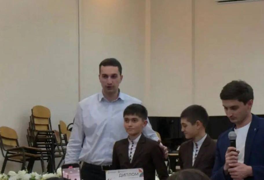 Ансамбль народных инструментов Аланской гимназии занял 2 место в республиканском фестивале «Молодость Осетии» Ансамбль народных инструментов Аланской гимназии занял 2 место в республиканском фестивале «Молодость Осетии»