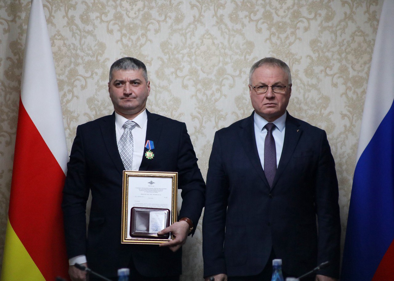 МВД Северной и Южной Осетии подвели итоги работы двустороннего комитета и определили стратегические направления взаимодействия на 2026 год МВД Северной и Южной Осетии подвели итоги работы двустороннего комитета и определили стратегические направления взаимодействия на 2026 год