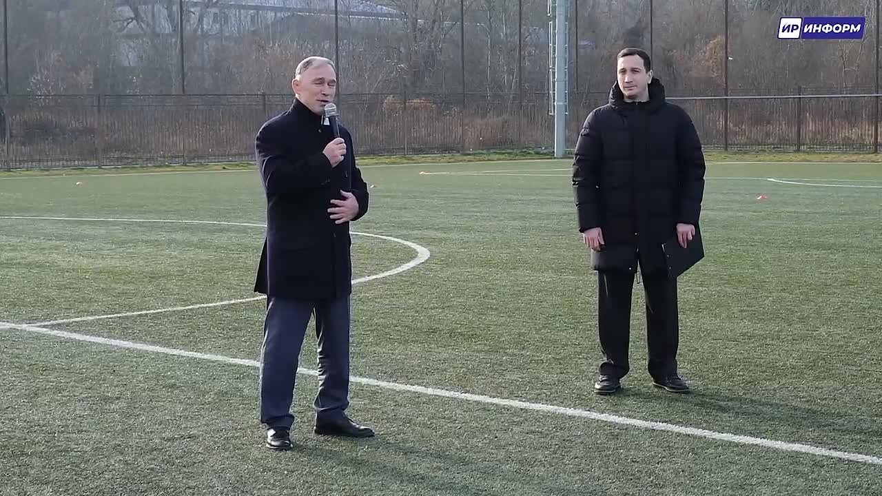 Воспитанники Академии Футбола «Алания» сыграли матч со звездами осетинского спорта