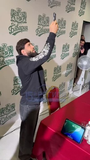 Арман Царукян на встрече с фанатами в Северной Осетии