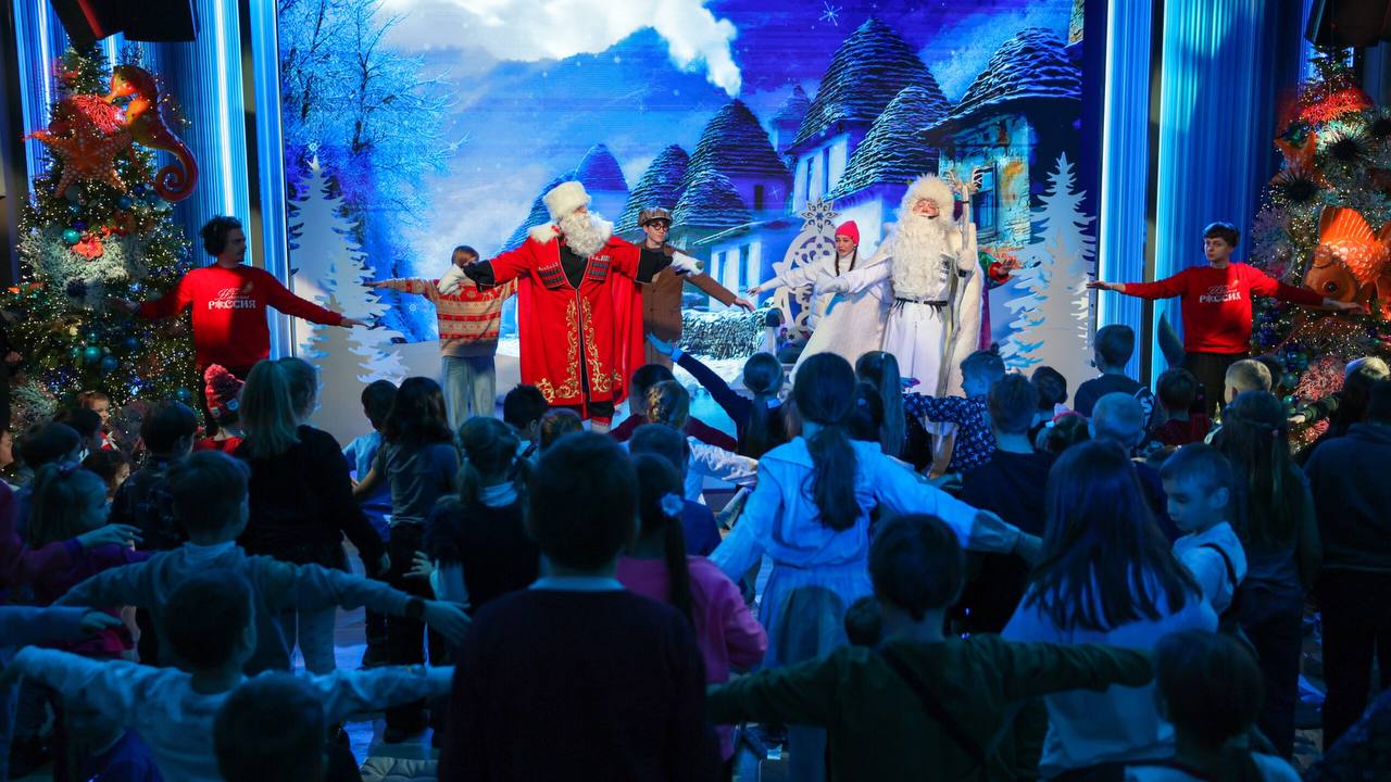 Персонажа Митын Дада представили на фестивале «Зимние волшебники» в Москве Персонажа Митын Дада представили на фестивале «Зимние волшебники» в Москве