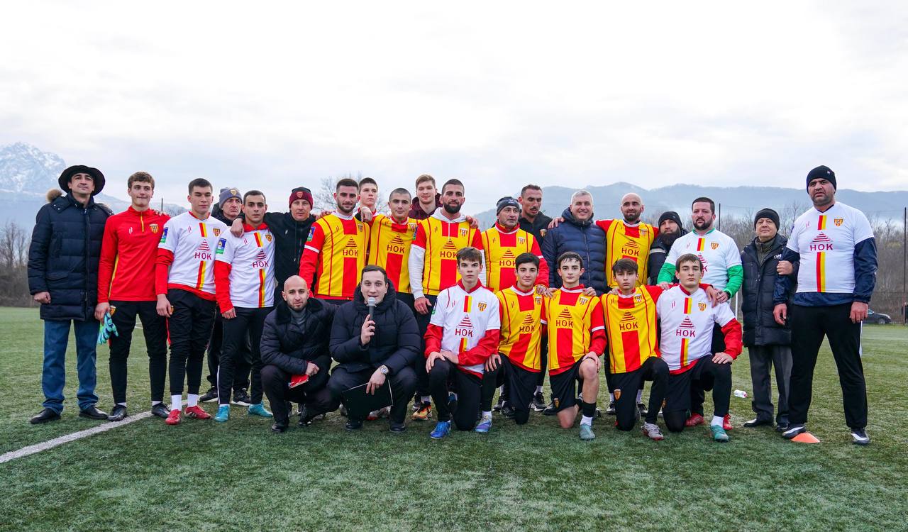 Сегодня в академии футбола «Алания» прошло мероприятие, посвящённое Дню российского футбола Сегодня в академии футбола «Алания» прошло мероприятие, посвящённое Дню российского футбола