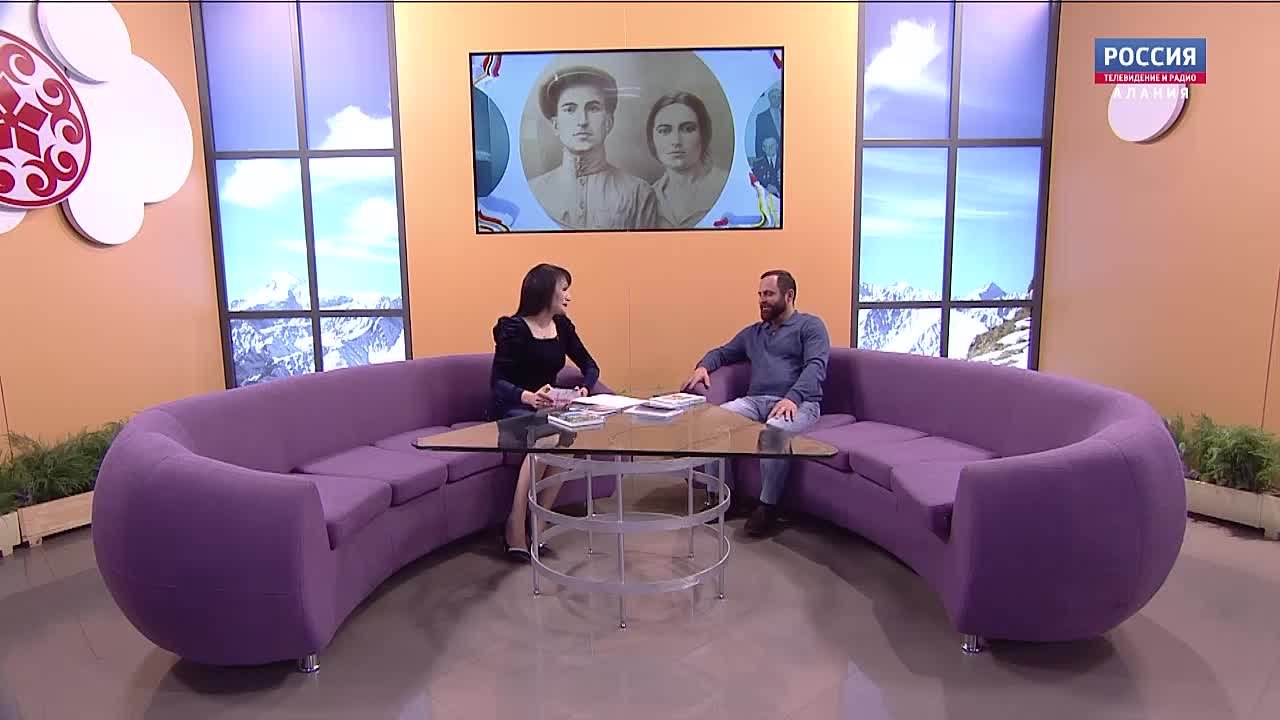 В нашей утренней программе поговорили о творчестве полковника в отставке Юрия Бадтиева