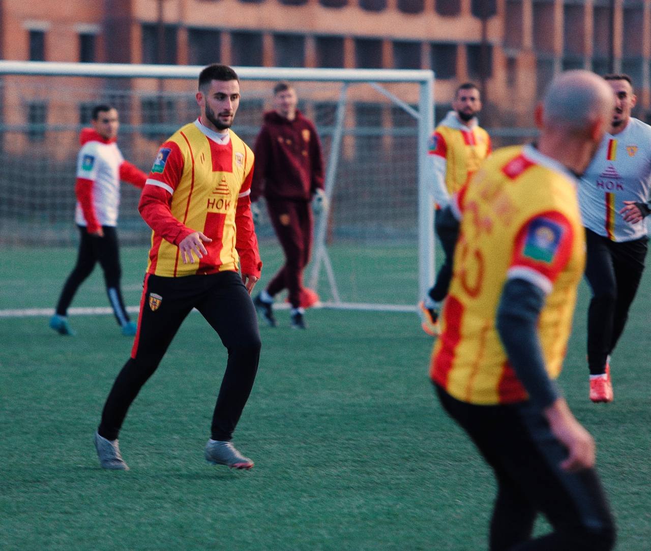 Сегодня в академии футбола «Алания» прошло мероприятие, посвящённое Дню российского футбола Сегодня в академии футбола «Алания» прошло мероприятие, посвящённое Дню российского футбола