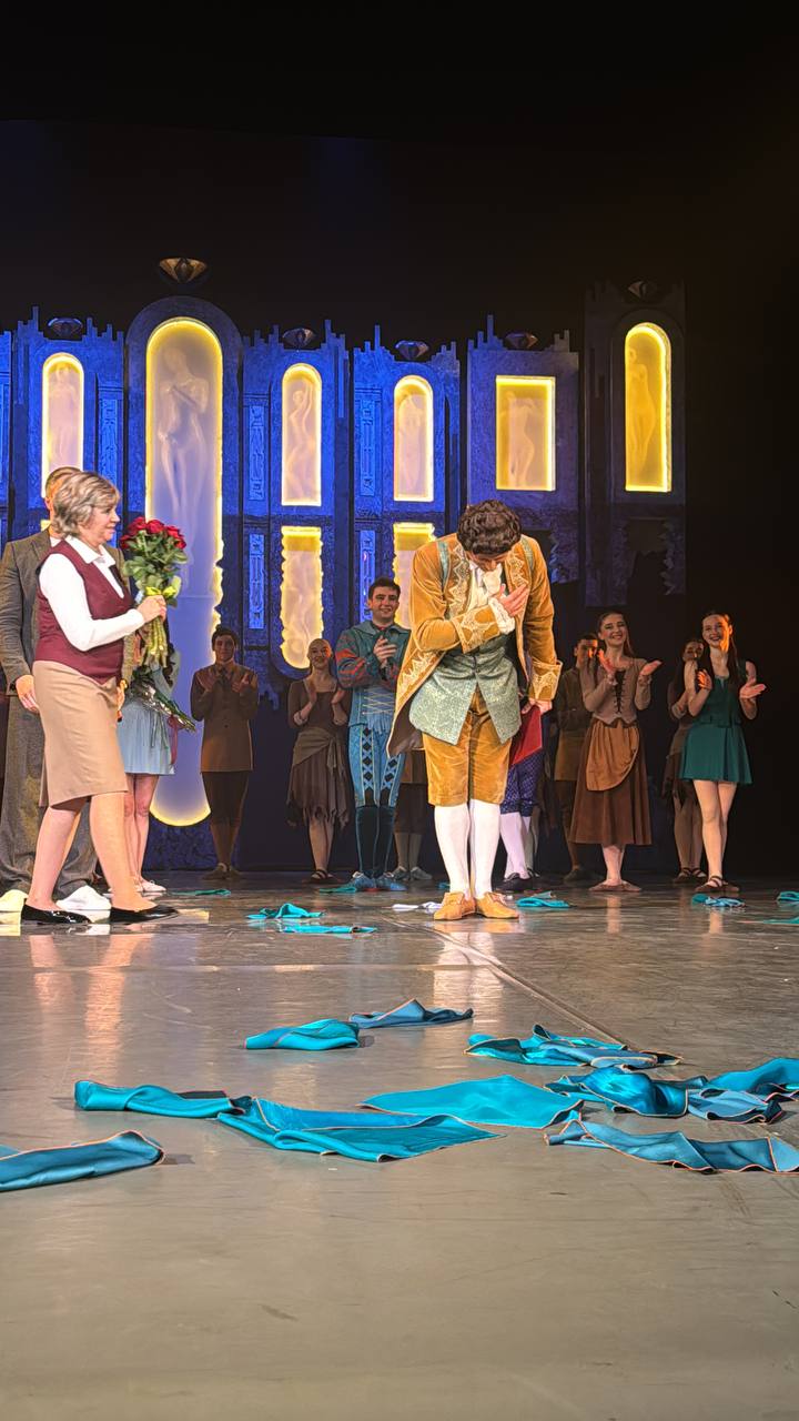 Посетил балетный спектакль «Парфюмер. История одной любви» в Театре оперы и балета Посетил балетный спектакль «Парфюмер. История одной любви» в Театре оперы и балета