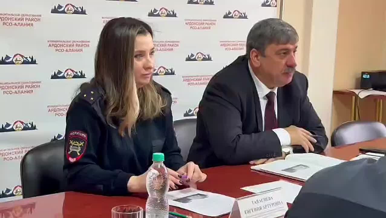 В районной администрации под председательством заместителя главы АМС Андрея Савлаева состоялось заседание Комиссии по обеспечению безопасности дорожного движения Ардонского района