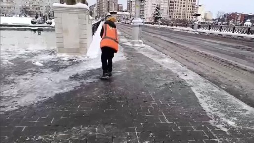 Íàøè áðèãàäû è òåõíèêà ðàáîòàëè âñþ íî÷ü