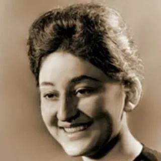 АЦЫ ДУНЕМ РАЙГУЫРД КАФЫНМ. Ирон кафты дсны, хореограф, УСФСР-йы адмон артистк, хореограф, педагог Байаты Альбинйы райгуырдыл ххст кны 84 азы Йе ‘рыгон бонтй фстм Ирыстонн йе стыр аивадй чи балггад кодта, уыдоны курдиатджындр...