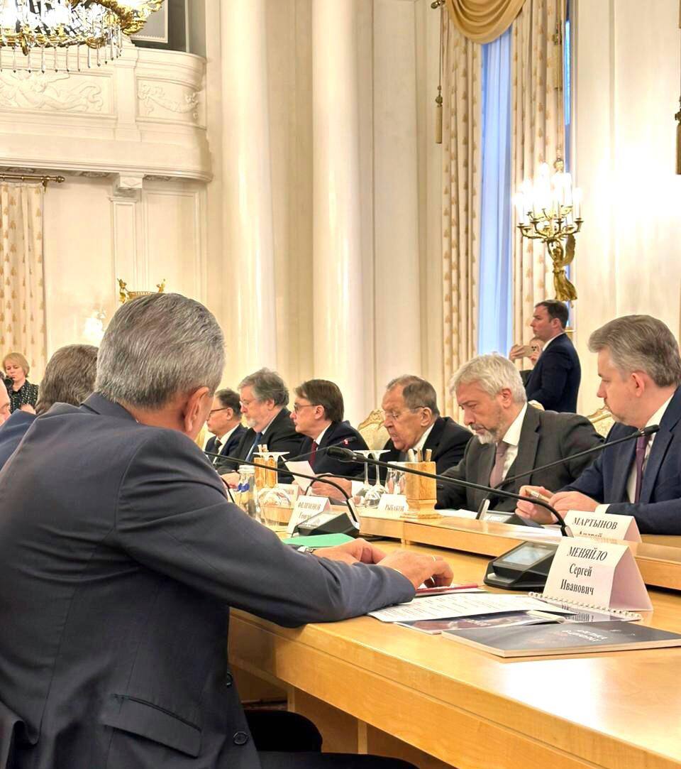 Сергей Меняйло: Работаю сегодня в Москве. Принял участие в юбилейном 45-м заседании Совета глав субъектов РФ при МИД России, которое провёл Министр иностранных дел Сергей Викторович Лавров Сергей Меняйло: Работаю сегодня в Москве. Принял участие в юбилейном 45-м заседании Совета глав субъектов РФ при МИД России, которое провёл Министр иностранных дел Сергей Викторович Лавров