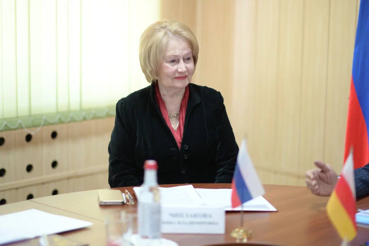 Сергей Меняйло: Поздравил обновлённый состав Общественной палаты Северной Осетии с началом работы восьмого созыва Сергей Меняйло: Поздравил обновлённый состав Общественной палаты Северной Осетии с началом работы восьмого созыва