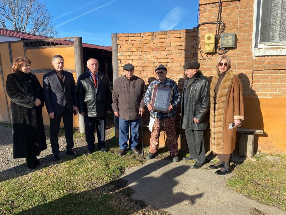 � ����- ������ ������� ������� ������������ ���� ����������� ����� �������� ������ � �������������� ������� �� ����� ����������