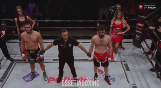 Алан Абаев одержал победу над Абдурахманом Абдурахмановым на турнире лиги кулачных боёв IBA BARE KNUCKLE 3 Третий турнир лиги кулачных боёв IBA BARE KNUCKLE проходил в Москве в Лужниках