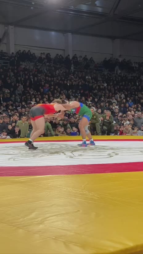 Ибрагим Ибрагимов одержал победу над Джамбулатом Кизинвыми со счетом 6-0