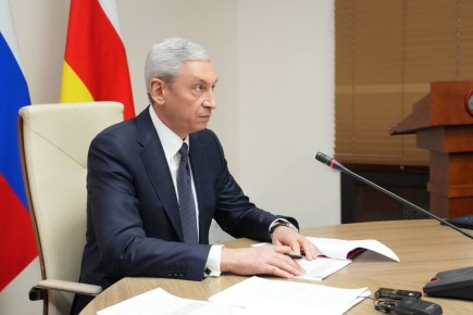 Под руководством Председателя Правительства РСО – Алания Бориса Джанаева прошло заседание Правительственной комиссии республики по обеспечению безопасности дорожного движения