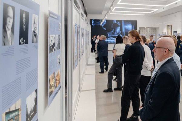 Мультимедийная выставка "Защита суверенитета Российского государства Мультимедийная выставка "Защита суверенитета Российского государства