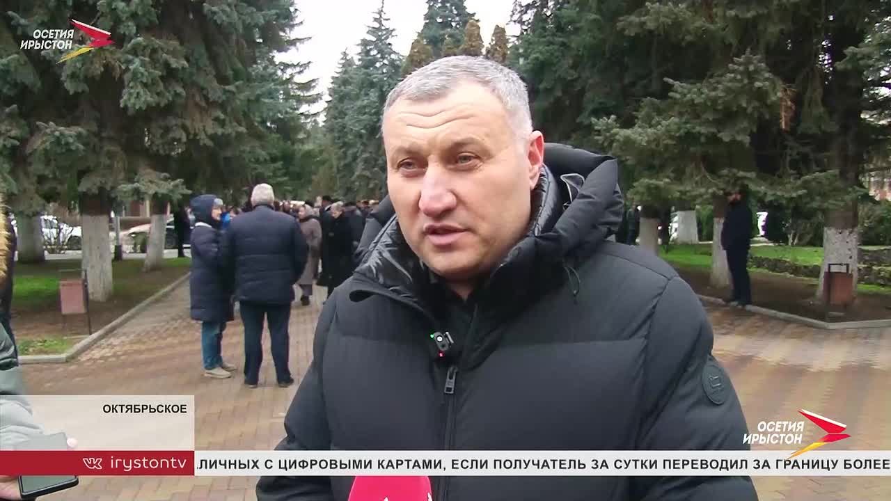 К 100-летию со дня рождения Павла Тедеева в селении Октябрьское открыли памятник