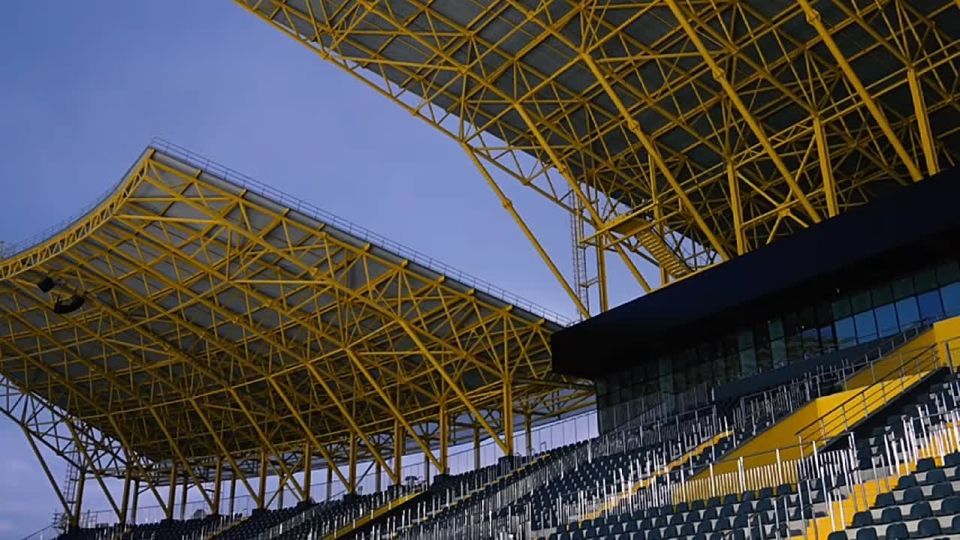 �� ������ ������� �������, ������� "�������" ������� ��������� �� ������� �������� � ������� ������������, � ����� - � ���������� �� "������"