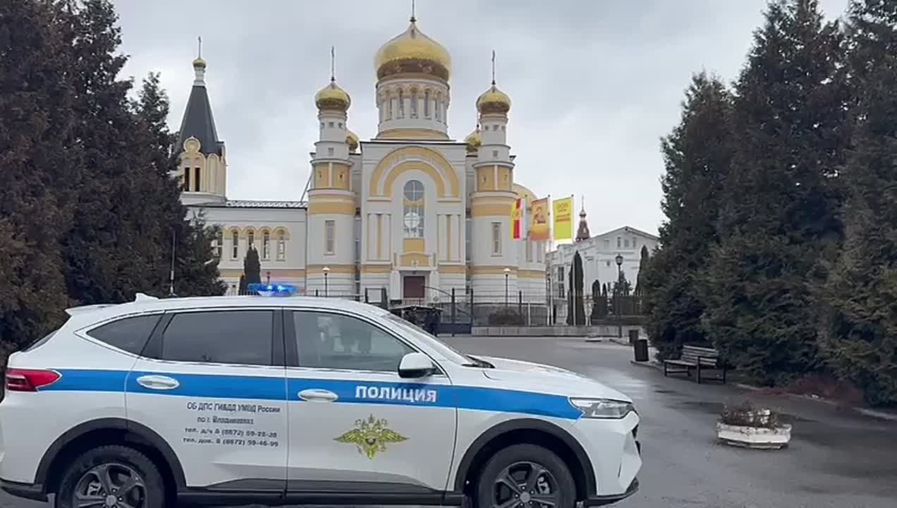 утра и отличного настроения жителям и гостям республики в праздничный день!