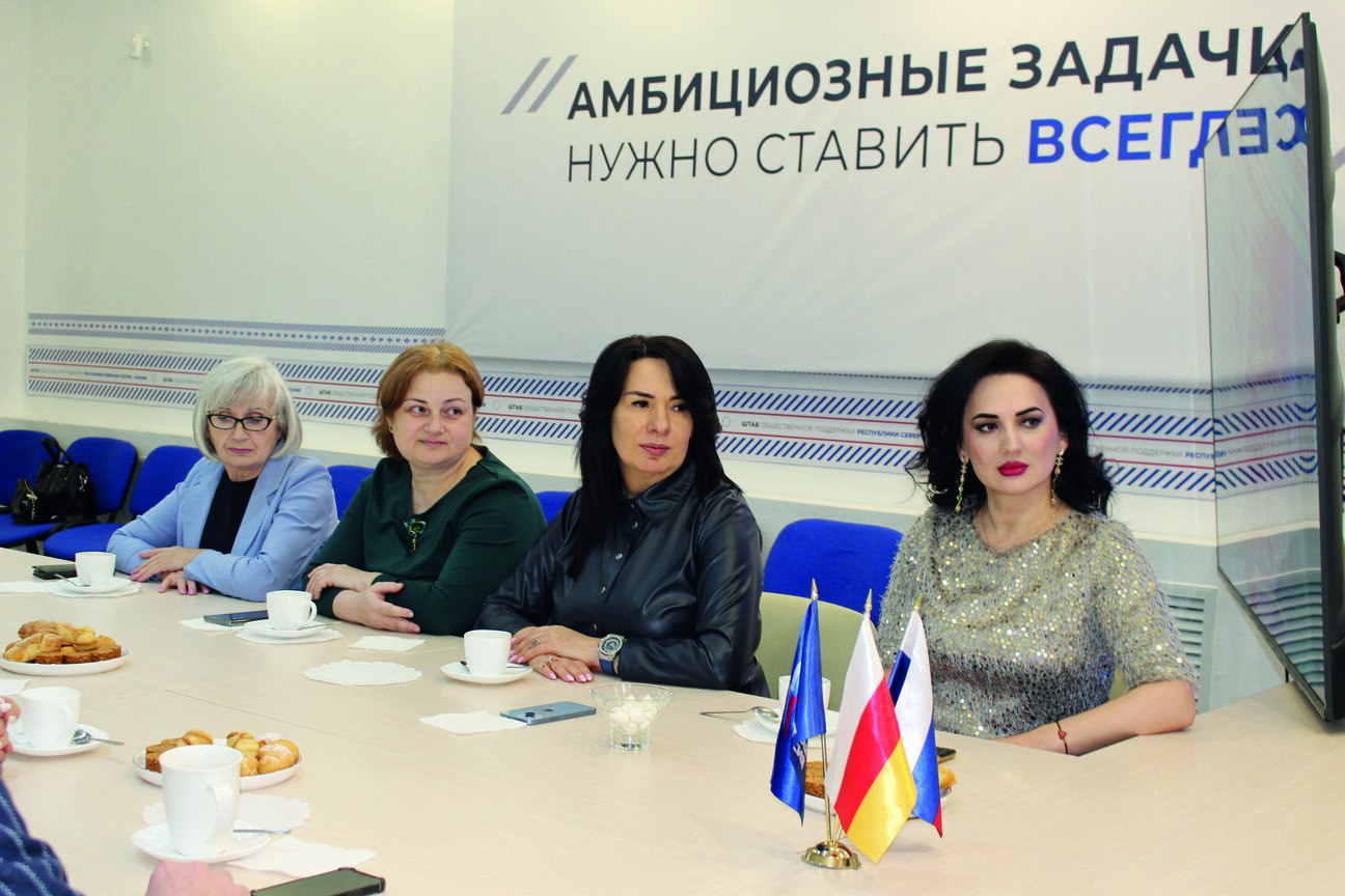 Во Владикавказе чествовали журналистов печатных СМИ