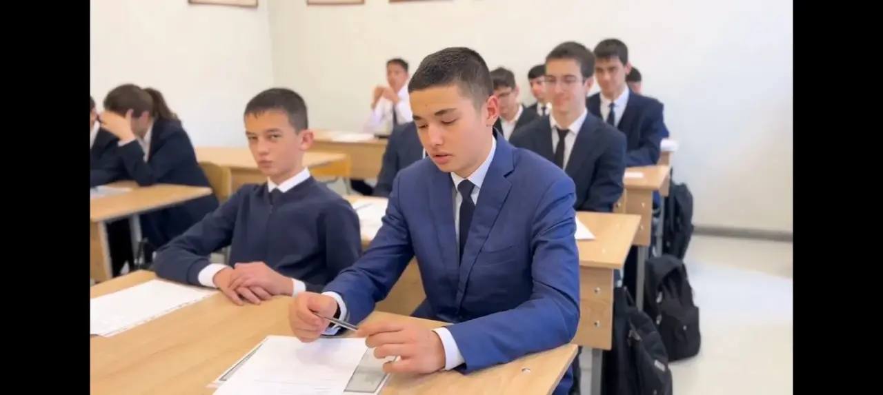 В рамках реализации национального проекта «Молодёжь и дети» состоялась важная встреча учащихся 9 «В» класса МБОУ СОШ №2 г. Алагир с председателем Комитета по делам молодежи республики Русланом Джусоевым В рамках реализации национального проекта «Молодёжь и дети» состоялась важная встреча учащихся 9 «В» класса МБОУ СОШ №2 г. Алагир с председателем Комитета по делам молодежи республики Русланом Джусоевым