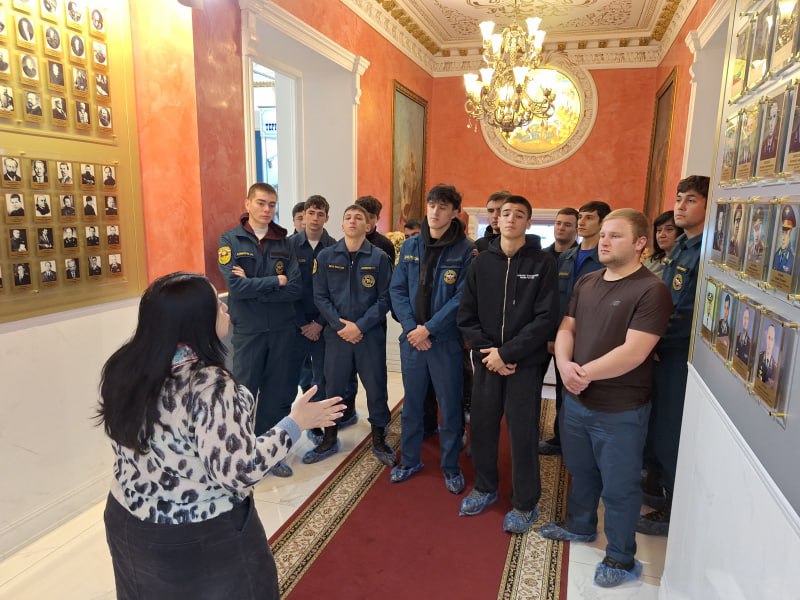 Совет ветеранов при ОМВД Кировского района Северной Осетии пригласил студентов Эльхотовского многопрофильного колледжа присоединиться к акции «Студенческий десант» Совет ветеранов при ОМВД Кировского района Северной Осетии пригласил студентов Эльхотовского многопрофильного колледжа присоединиться к акции «Студенческий десант»