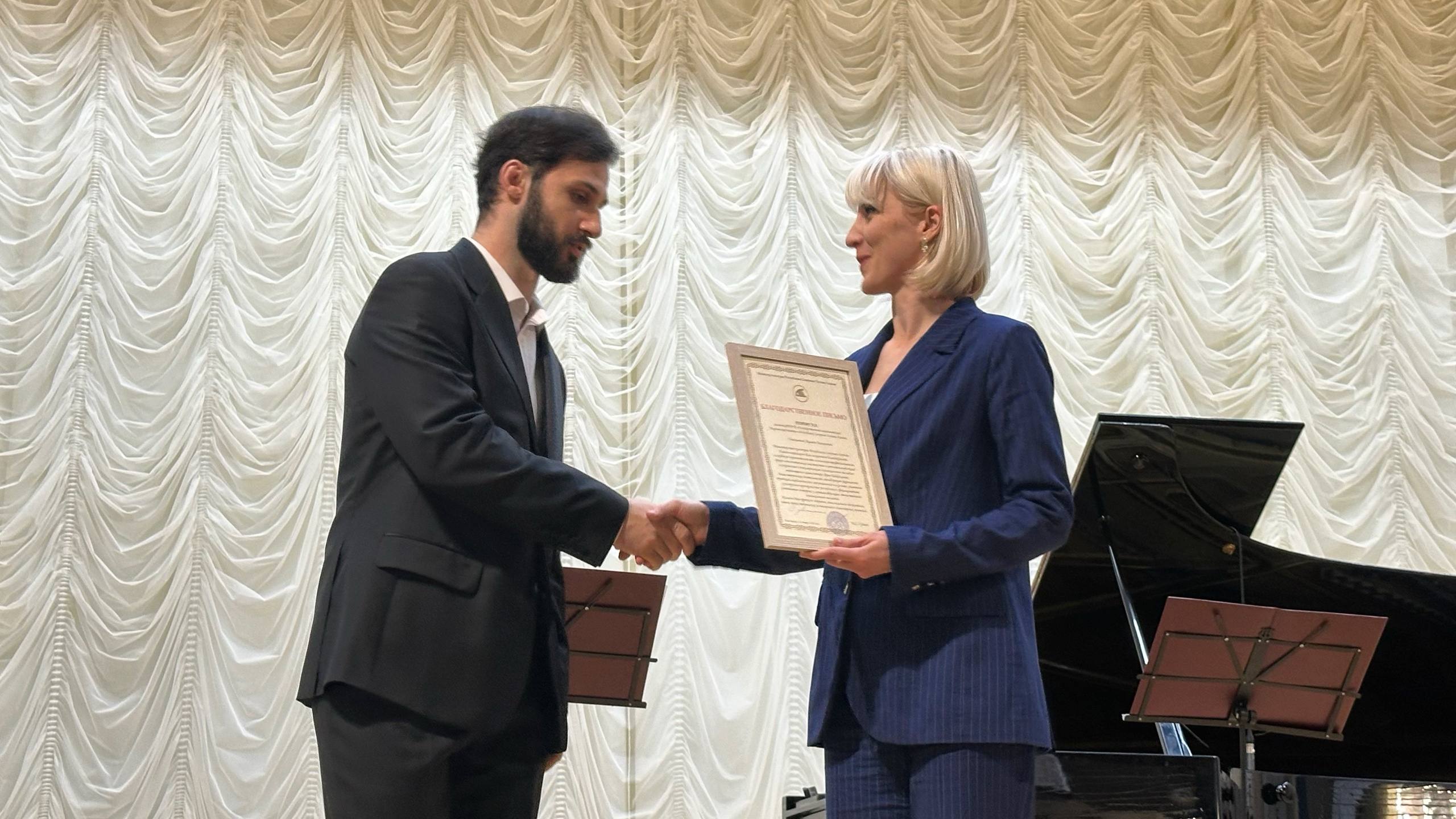 Вечер памяти композитора Арно Бабаджаняна прошёл в Северной Осетии Вечер памяти композитора Арно Бабаджаняна прошёл в Северной Осетии