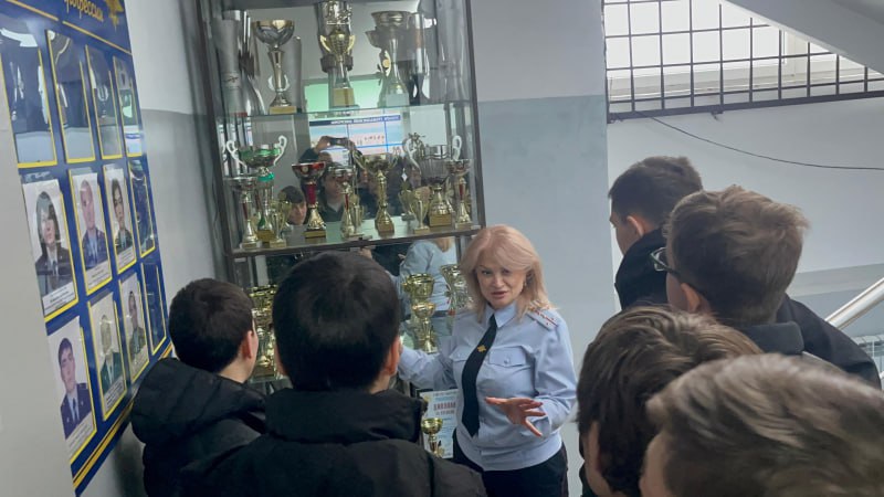 В Ардонском районе Северной Осетии в рамках акции " Студенческий десант" учащихся техникума получил уникальную возможность побывать в Отделе полиции и узнать все о службе