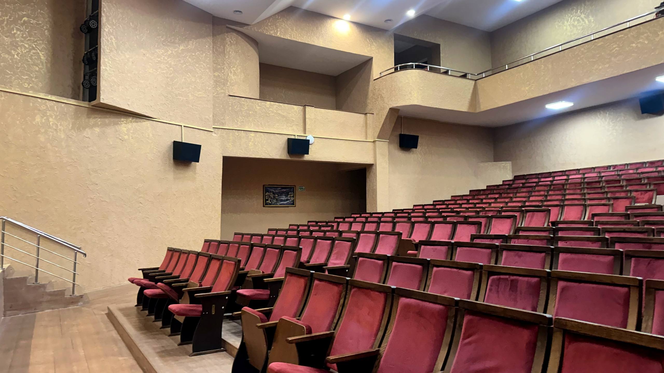 Министр культуры РСО-Алания провёл приём граждан в Ирафском районе Министр культуры РСО-Алания провёл приём граждан в Ирафском районе