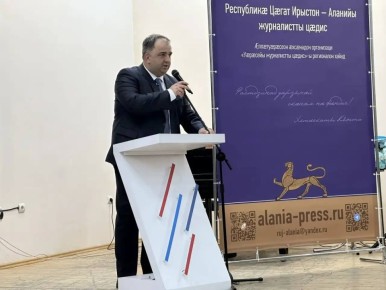 Тимур Кусов переизбран на должность председателя Союза журналистов РСО-А