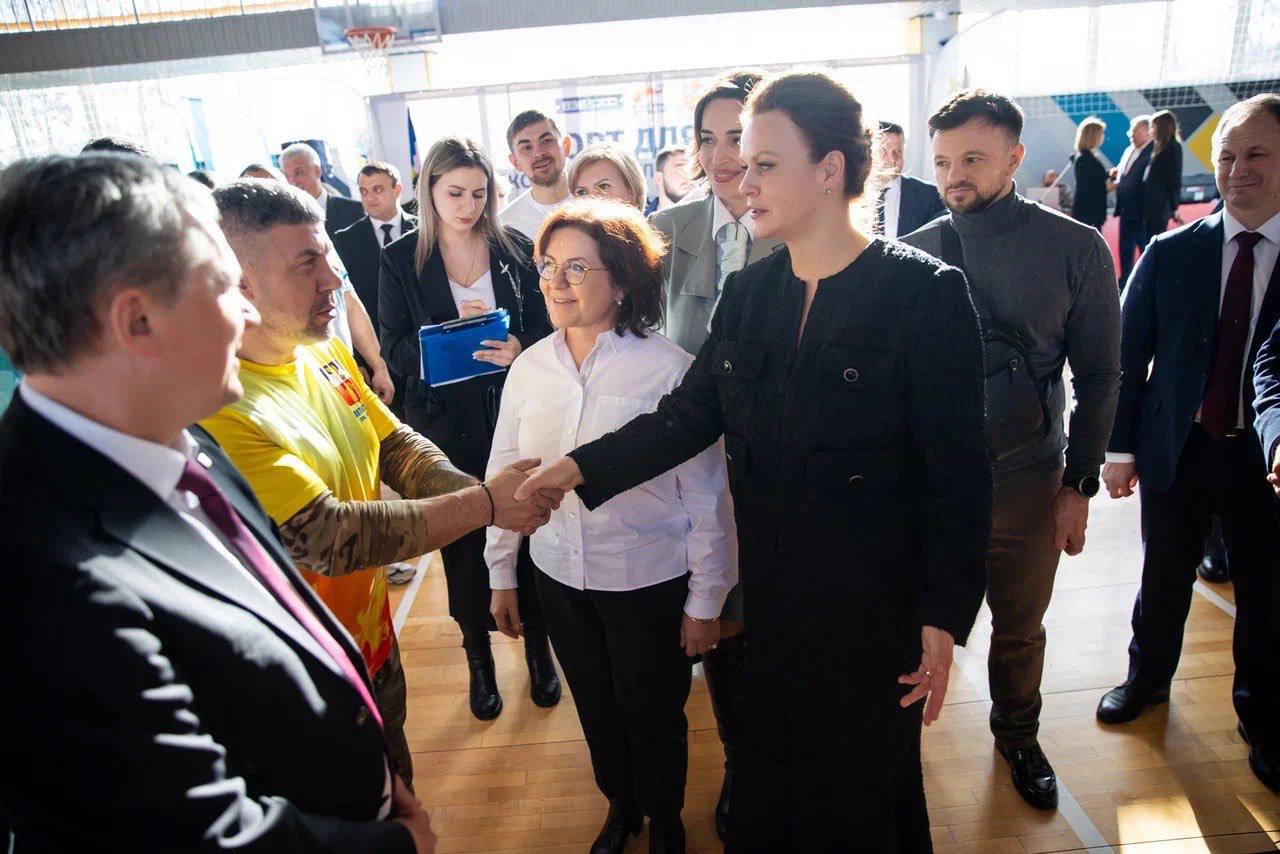 Анна Цивилева: В Пятигорске встретилась с участниками спортивного мероприятия «Спорт для всех» Анна Цивилева: В Пятигорске встретилась с участниками спортивного мероприятия «Спорт для всех»