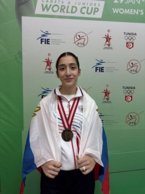 Элина Басиева завоевала бронзу на этапе Кубка мира по фехтованию