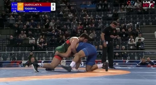 До 92 кг1/16. Артур Тогоев - Асхаб Саадулаев 2:8