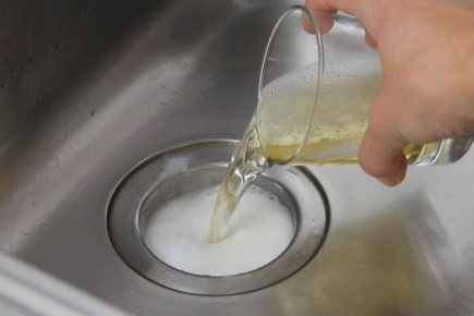 Устранение засоров: простые домашние методы для чистой раковины